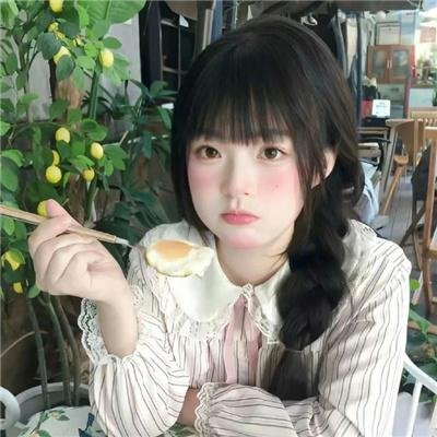 青年的椅子
